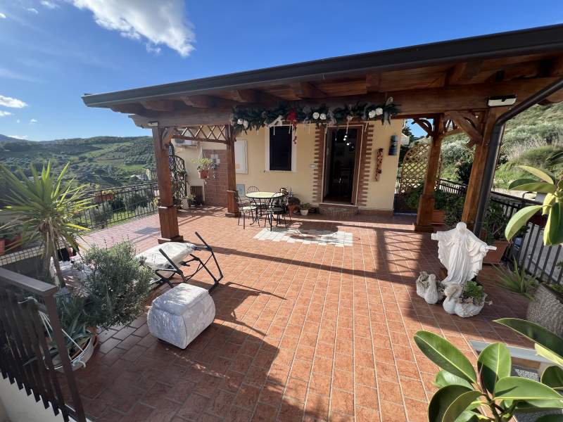 Appartamento in vendita a Laureana cilento - Rif. #25 - Foto 2